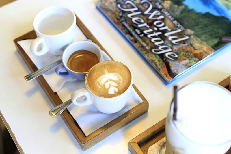 Secangkir Hot Cappuccino