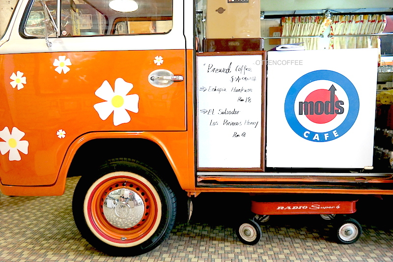 VW Combi-nya Mods Cafe