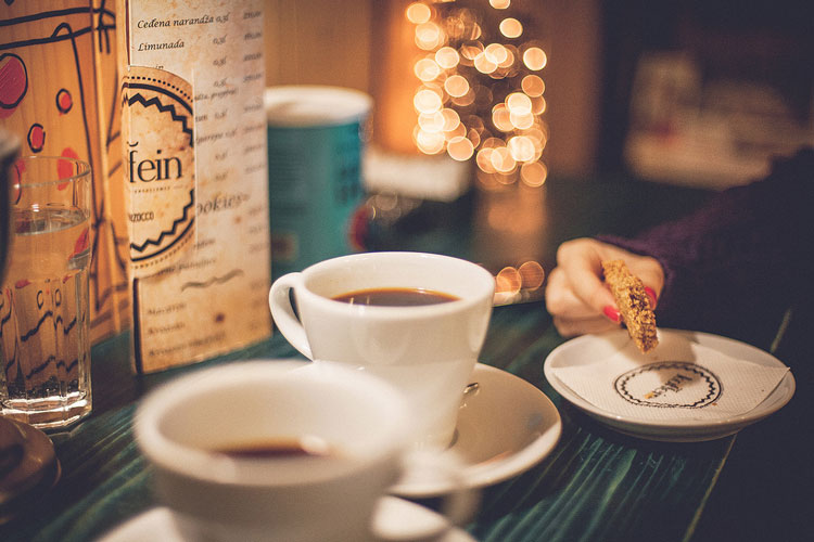 Menghilangkan Efek Kafein Di Malam Hari Majalah Otten Coffee