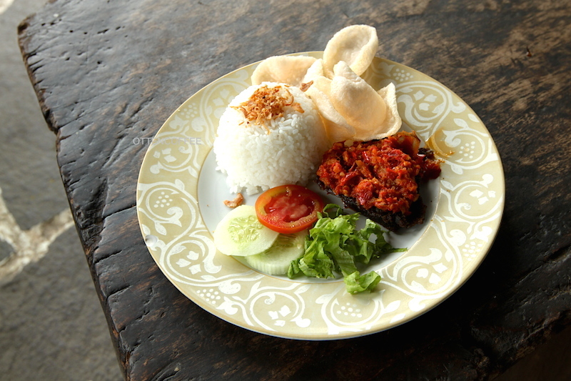 Dendeng Batokok untuk siang lebih kenyang.