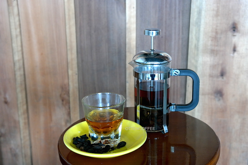 Cascara dari Kopi Solok yang segar nan fruity.