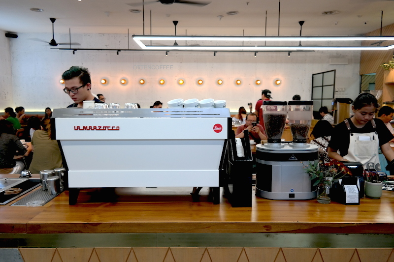 Coffee bar tempat segala kenikmatan dilahirkan
