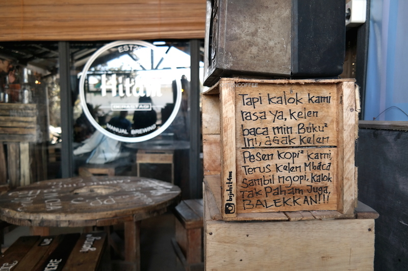 Cuma orang Sumatera Utara nih yang ngerti. :D