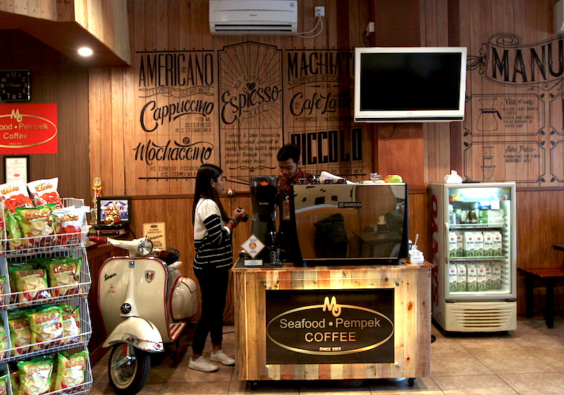 Mama Okky Coffee & Resto
