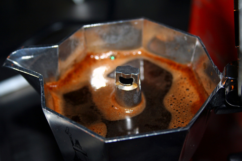 STOVE TOP MOKA POT; TEORI EKSTRAKSI RASA Majalah Otten Coffee