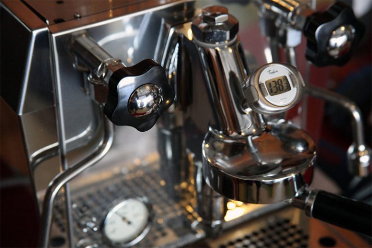 TENTANG GROUP HEAD E61 MESIN ESPRESSO Majalah Otten Coffee