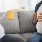 APAKAH KOPI AMAN DIKONSUMSI IBU HAMIL?