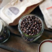 3 HAL INI BIKIN KOPI TAK NIKMAT LAGI, CEK PENYIMPANAN KOPIMU