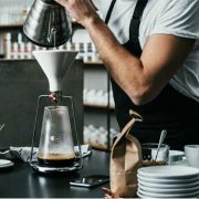 MUNGKINKAH MEMBUAT KOPI DI RUMAH SEPERTI SAJIAN BARISTA