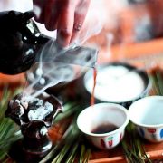 SAJIAN KOPI UNIK INI BIKIN KAMU SERASA KELILING DUNIA