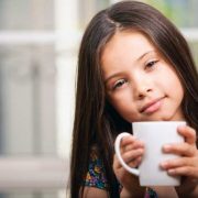 BERKENALAN DENGAN CAFE MANCHADO