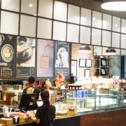 SIMON & SONS: NGOPI, NGEMIL, NGUMPUL