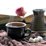 PADA SUHU BERAPA PENGUNJUNG MENYUKAI KOPI MEREKA