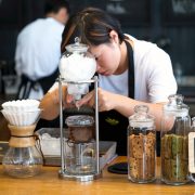 INGIN BUKA USAHA KEDAI KOPI, PERHATIKAN KONSEP INI
