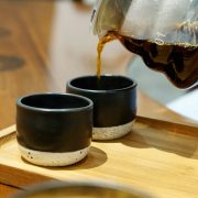 USIA PALING SEHAT UNTUK MULAI MINUM KOPI