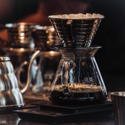 3 ALASAN UMUM MENGAPA ORANG SUKA SAJIAN KOPI