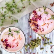 HOBI MERAWAT BUNGA, COBAIN FLORAL LATTE DI RUMAH