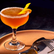 TREN COFFEE MOCKTAIL DAN TEKNIK MIXOLOGIST PEMULA