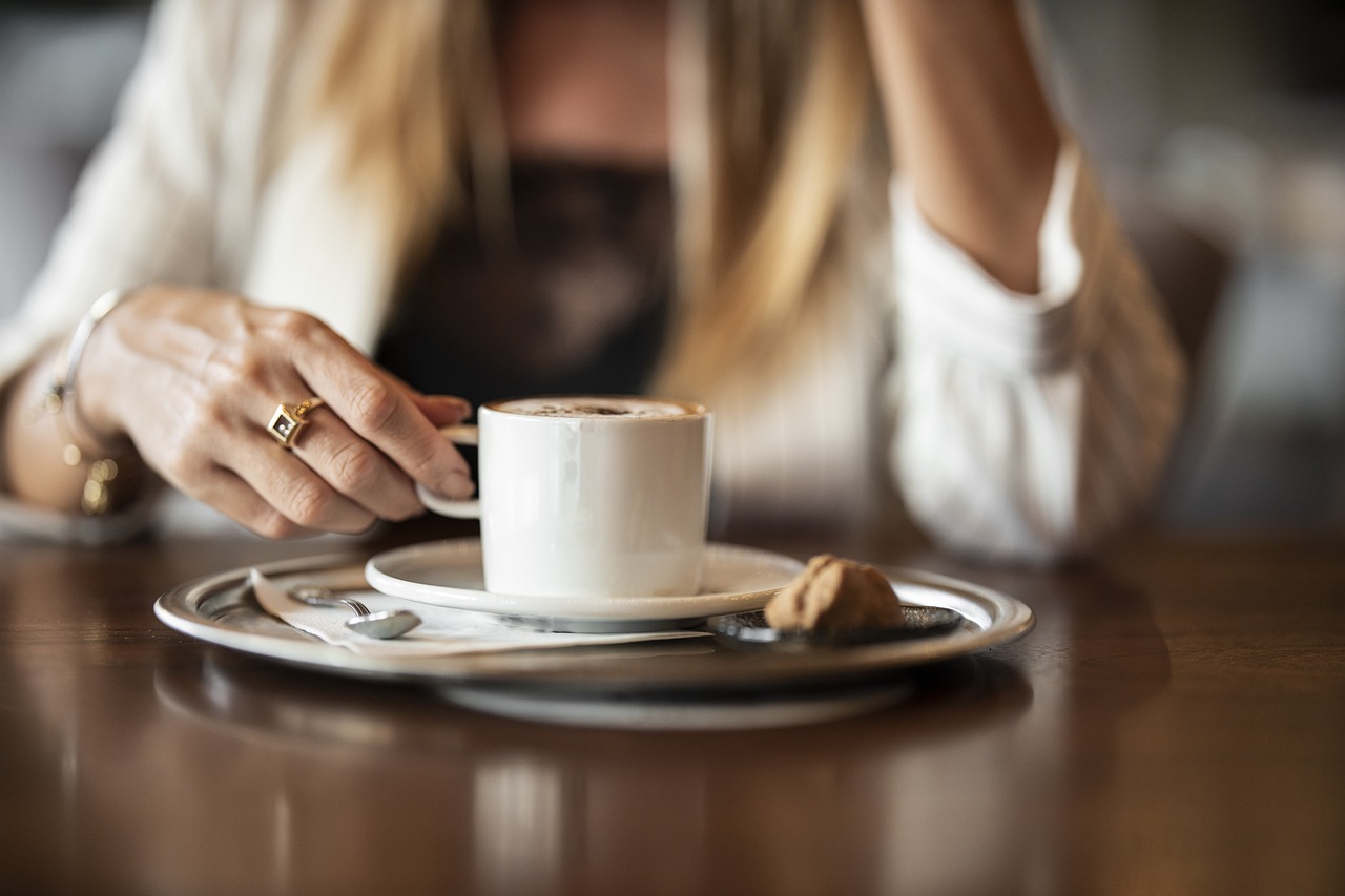 PENELITIAN TERBARU TENTANG SAKIT PERUT KARENA KOPI