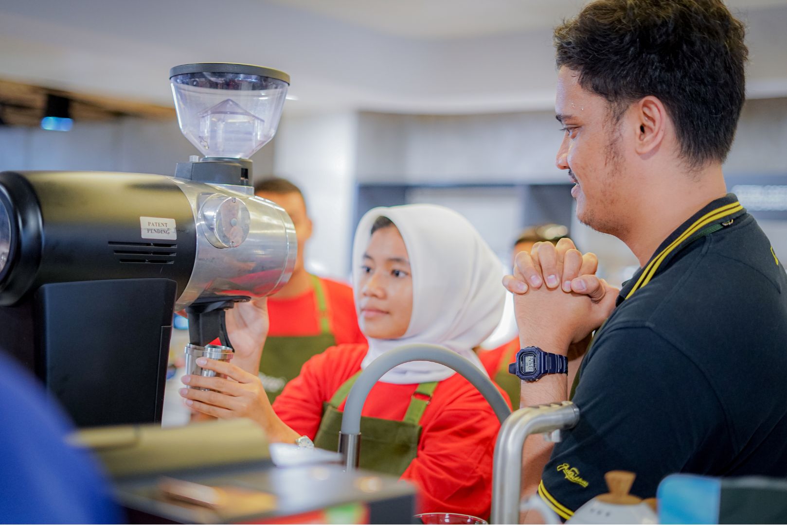 OTTEN COFFEE BERSAMA SAVE THE CHILDREN GELAR PELATIHAN BARISTA UNTUK ORANG MUDA DISABILITAS