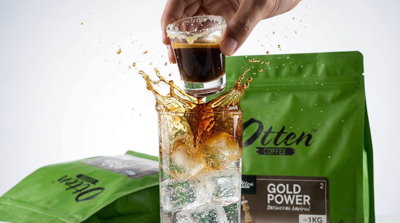 Ledakan Rasa Espresso Bomb Unik Pakai Irisan Lemon, Garam Dan Air Tonic
